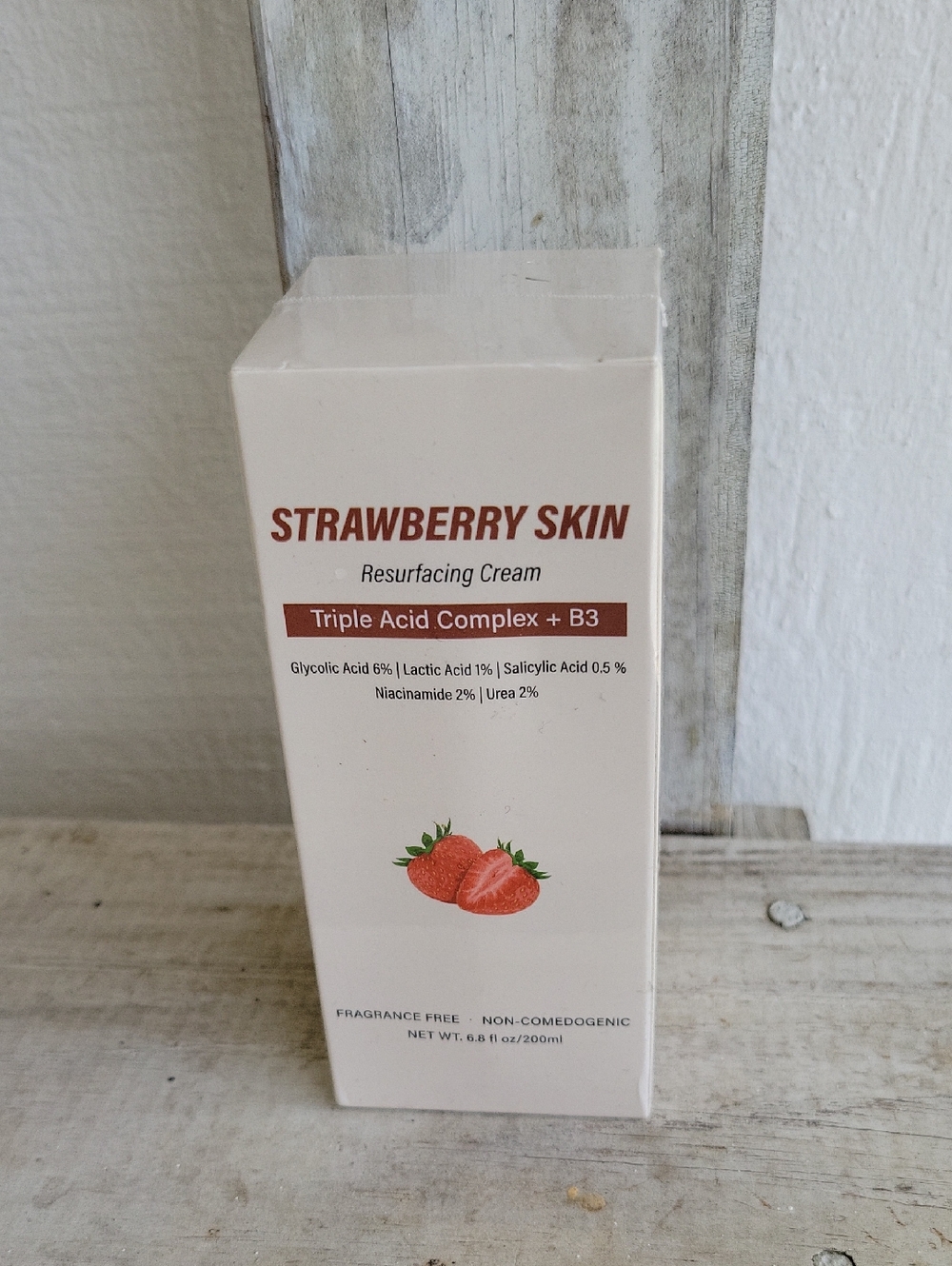 Strawberry Skin Resurfacing Cream Triple Acid Complex+B3